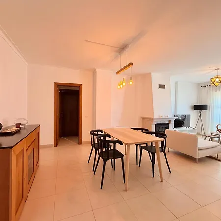 New! * Ferrel (Leiria)